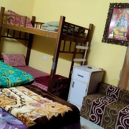 Hotel Golden Crown Laxman Jhula Рішикеш Екстер'єр фото